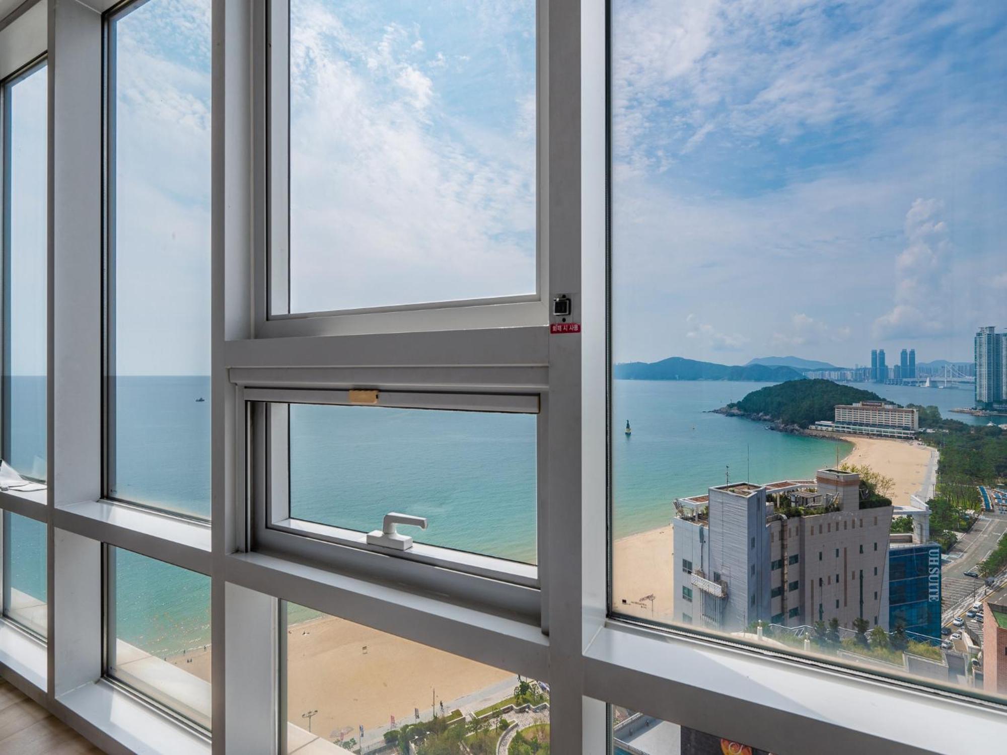 Haeundae Seacloud Hotel Residence Busan Buitenkant foto