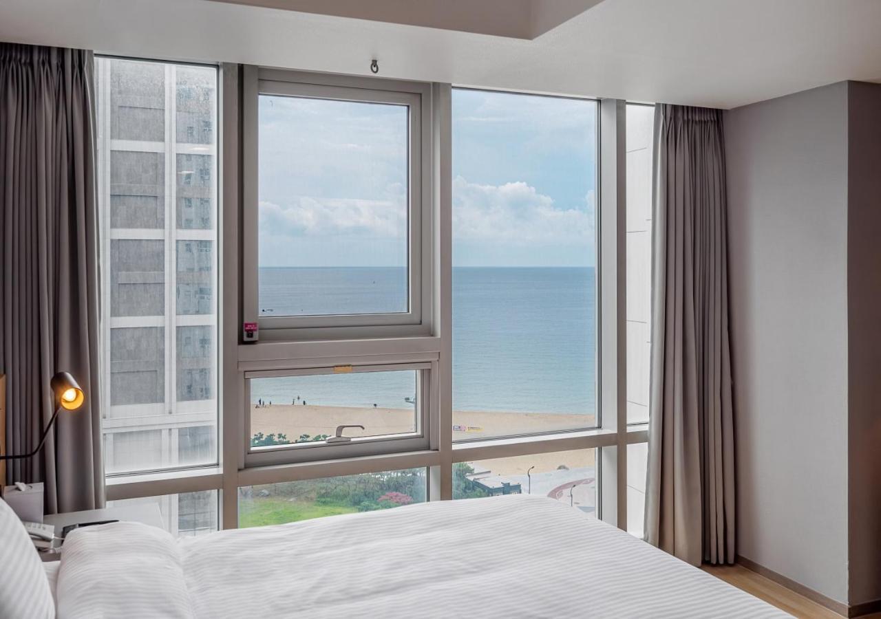 Haeundae Seacloud Hotel Residence Busan Buitenkant foto