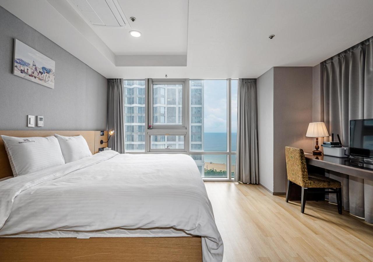 Haeundae Seacloud Hotel Residence Busan Buitenkant foto